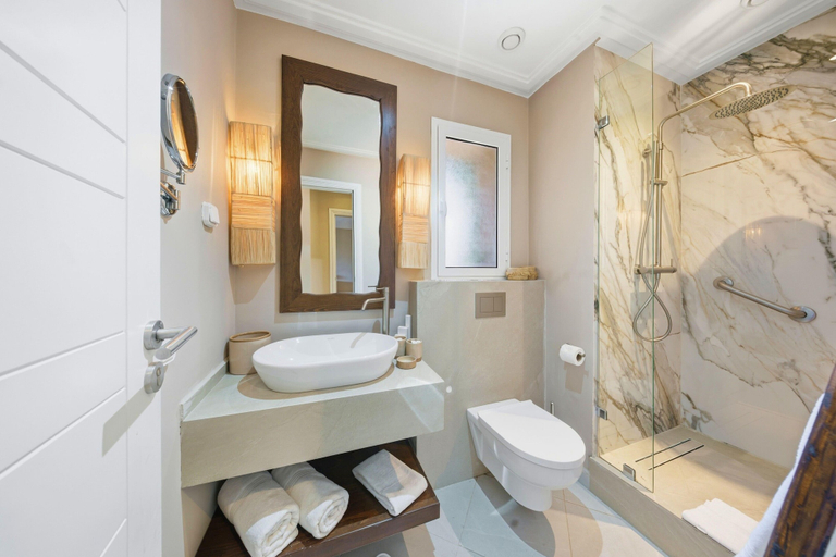 Bathroom 5, Paradis Plage Surf Yoga & Spa resort, Agadir-Ida ou Tanane