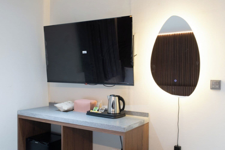 Room 2, Hotel Eden at Kyunghee Univ, Dong-daemun