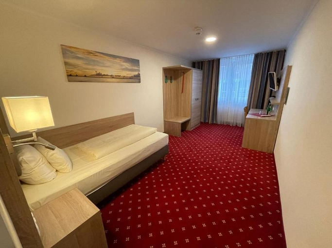 Bedroom 4, Hotel Harburger Hof, Hamburg
