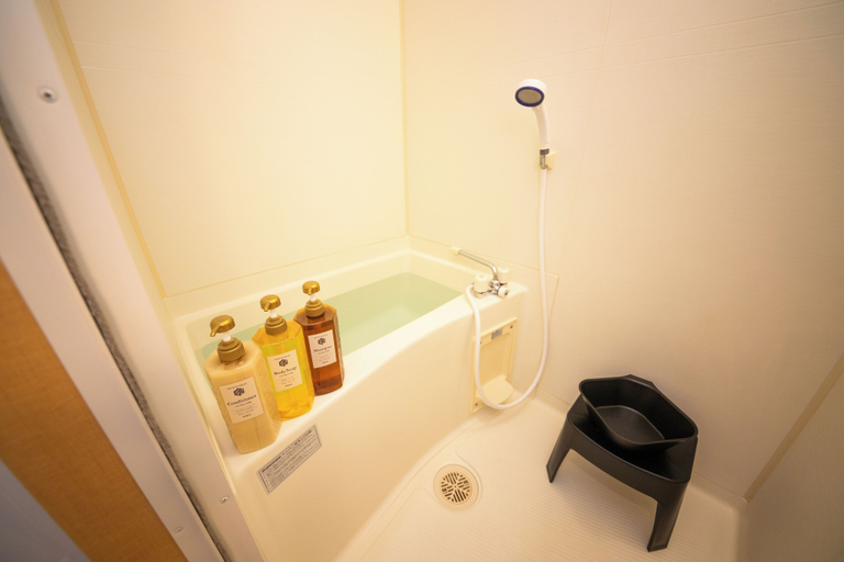 Bathroom 5, goom Hotel Nakasu Maxim, Fukuoka