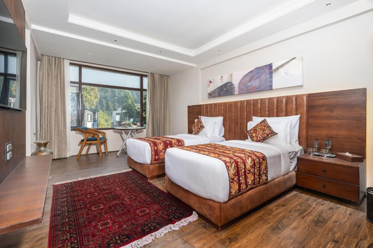 4, Hotel 11 Boulevard - Dal Lake View Srinagar, Srinagar