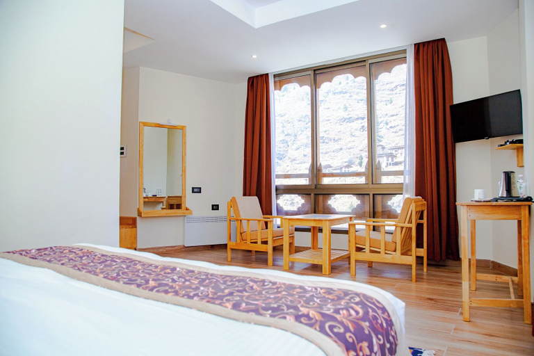 Room 3, Hotel Zirikha, Chang