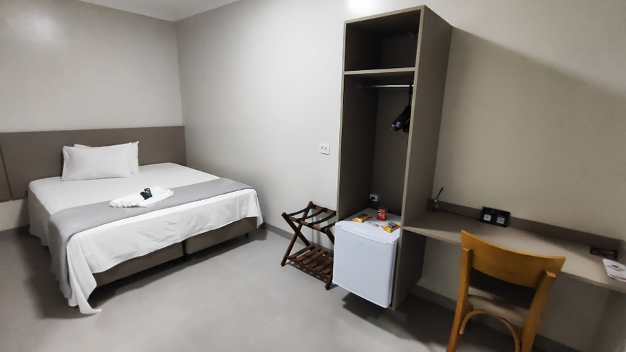 Room 4, Star Hotel Express, Água Clara