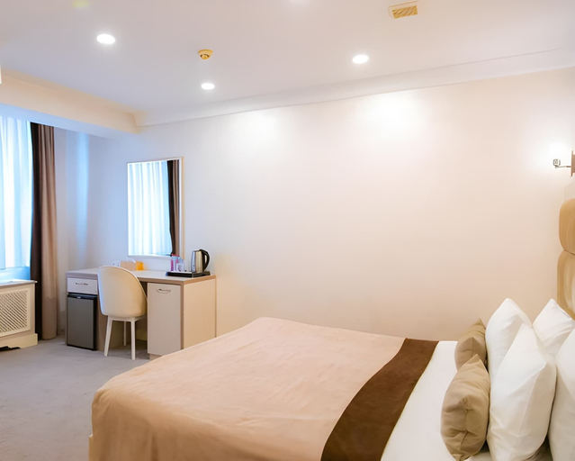 Room 4, GPH Baku, Baku