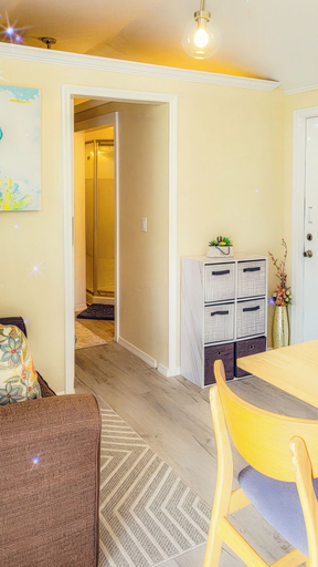 Interior 4, The Blue Sunshine Retreat, Marion