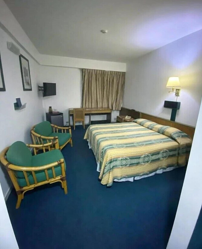 Room 3, Hotel President, Libertador