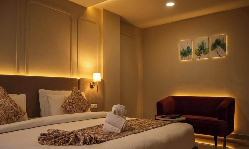 Bedroom 2, HHW BUDDHA LINEAGE, Varanasi