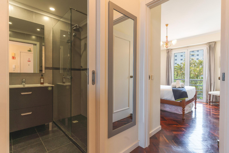 3, Forum Delights Apartment by Atlantic Holiday, Funchal