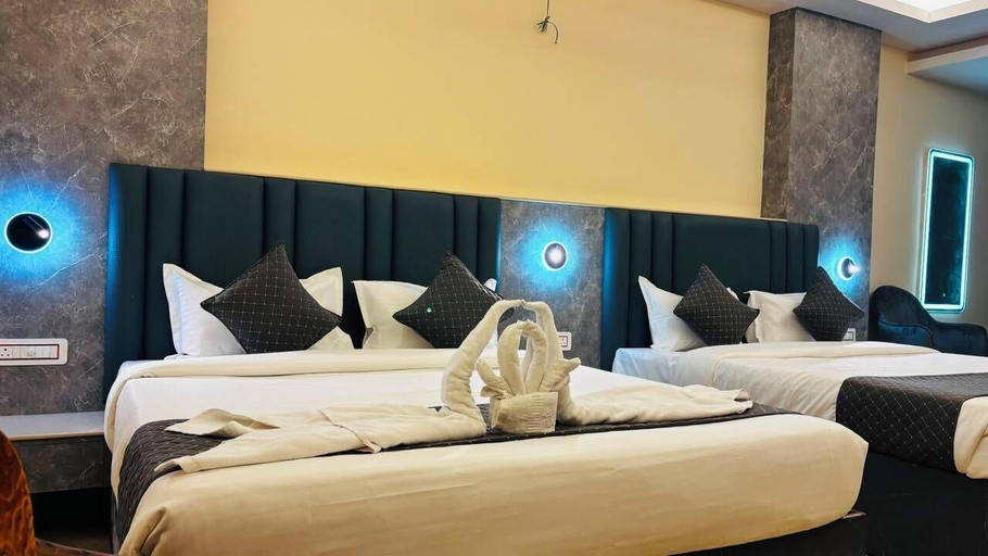 Room 2, Shivlok Palace, Varanasi