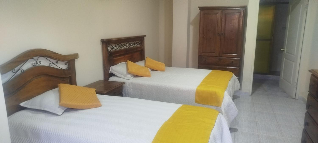 4, Hostal Cadena, Sud Chichas
