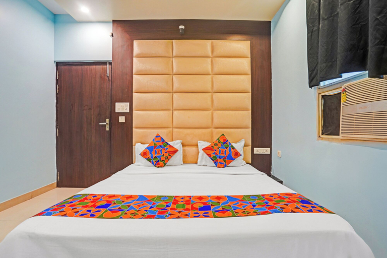 Room 4, Fabhotel Resto, Lucknow