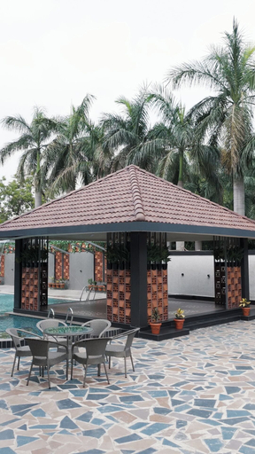 Pool 4, Pujari Park Hotel and Banquet Raipur, Raipur