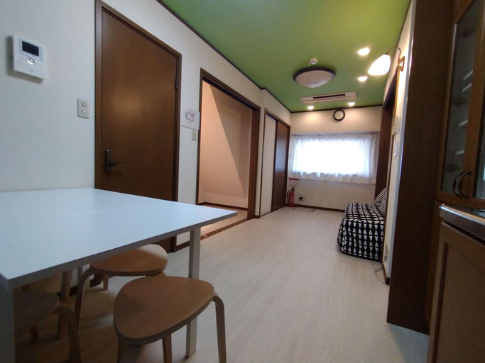 Interior 3, Kobe Family House near Motomachi, Kobe