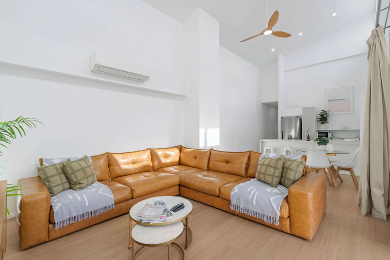 Interior 4, Hidden Oasis 2bed-2bath-1car - 5 Mins to CBD, Fortitude Valley