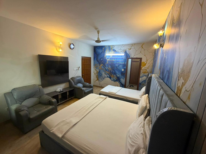 5, Karachi Inn Guest House Clifton, Karachi