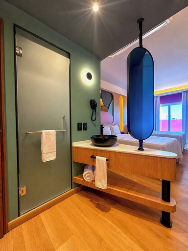 Room 2, Hotel More, Veracruz