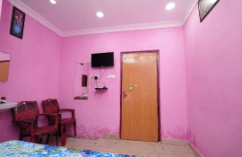 Room 4, Sri Balaji Hotel, Krishna