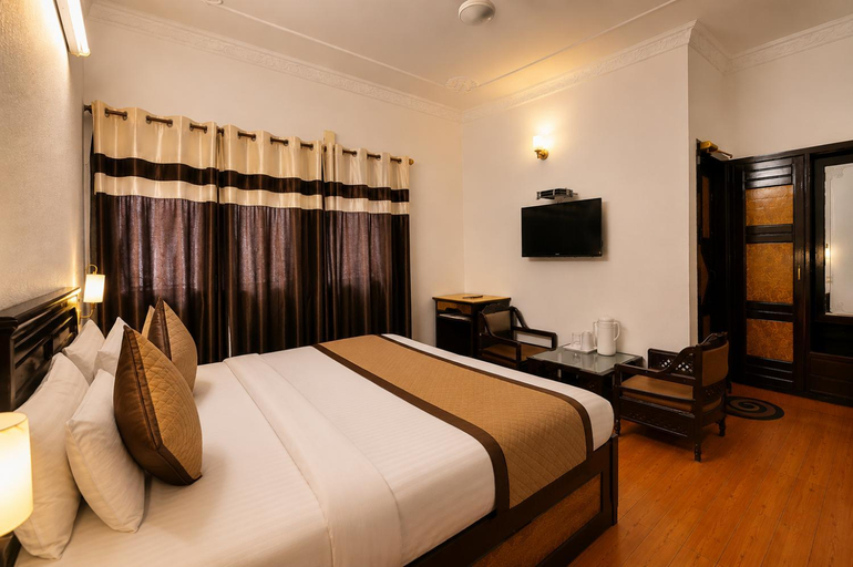 2, Hotel Arina, Chandigarh