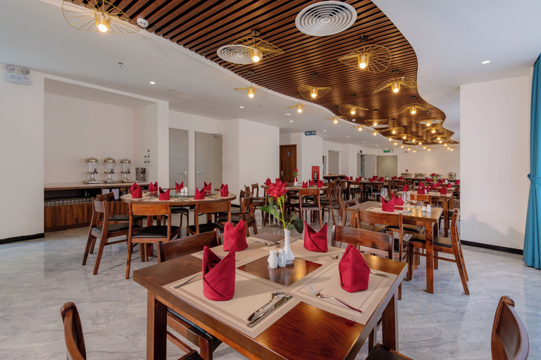 Food & Drinks 4, River Way Hotel Ha Long, Hạ Long