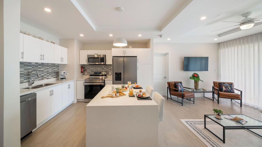 Private kitchen, Across From Beach With Resort Pool - Coral Beach 202