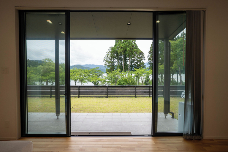 Room 2, Yogo Lakeside Villa Kagamigaoka, Yogo