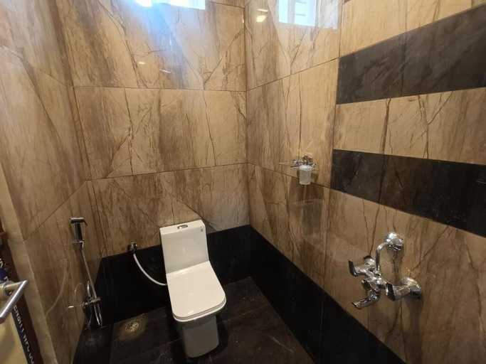 Bathroom 3, PVR GRand Residency, Tiruvannamalai
