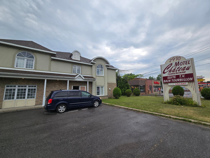 5, Motel chateauterrebonne, Les Moulins