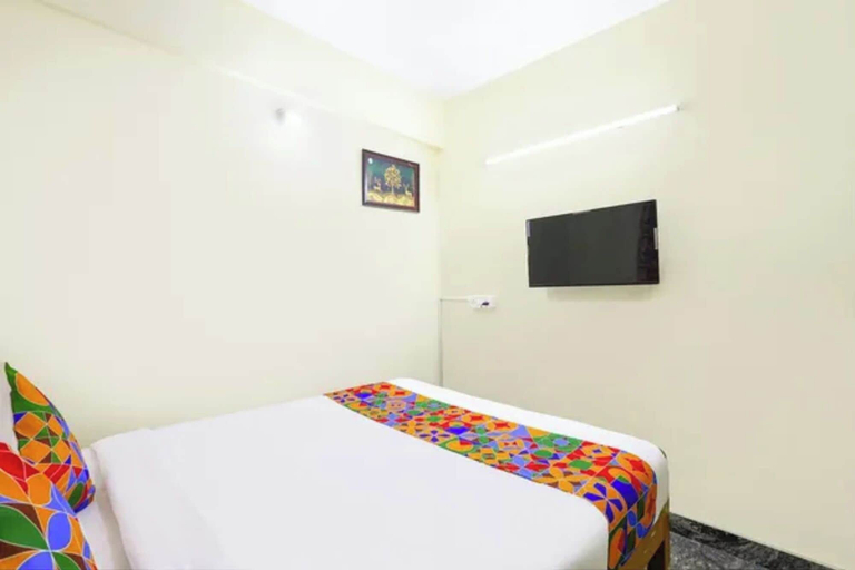Room 4, Fabhotel Srinivasa Residency Sithalapakkam, Kancheepuram