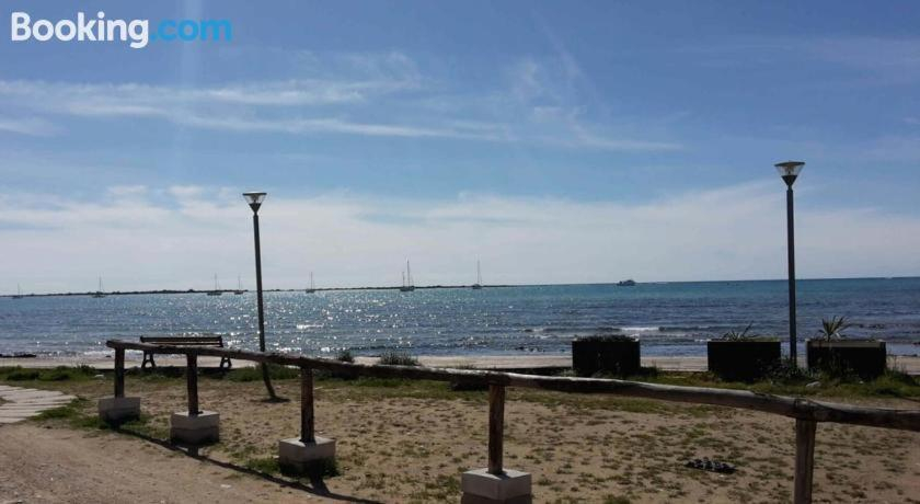 Others 4, B&b sul mare, Lecce