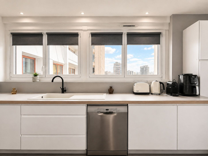 Private kitchen 4, Magnifique 2 pièces avec piscine au 15e, Paris