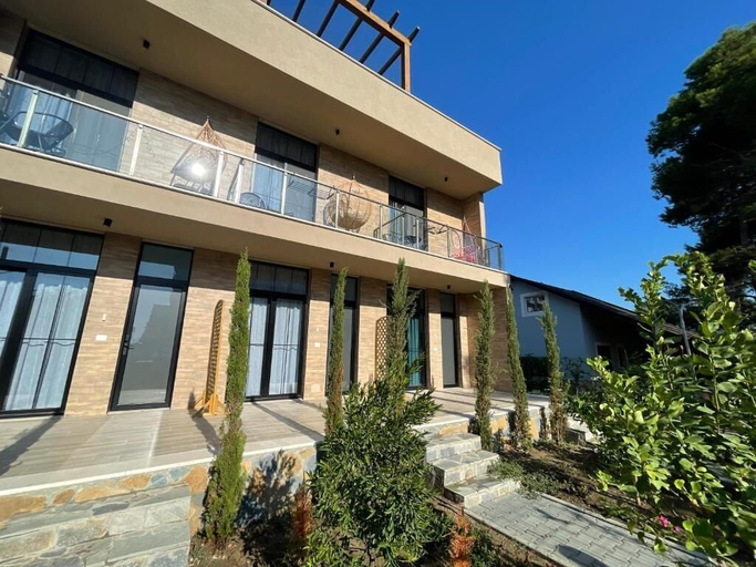 Exterior, Room-sea Pearl Studios Golem - By Enjoy, Kavajës