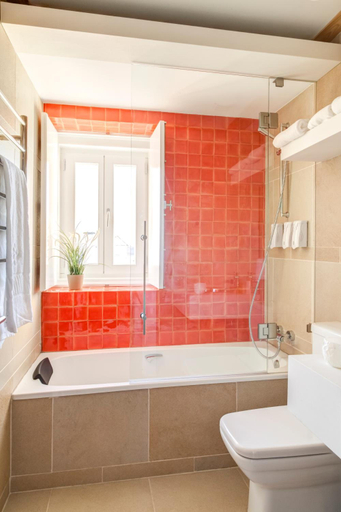 Bathroom 3, Lisbon Serviced Apartments - Palacio Camoes, Lisbon
