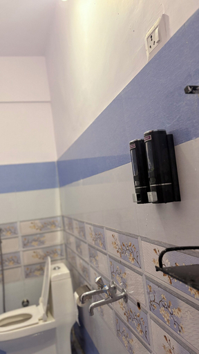Bathroom, Shree Kedarlingam Hotel & Retreat, Rudraprayag