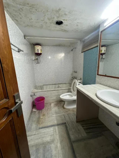 2, Hotel Shrikunj Varanasi, Varanasi