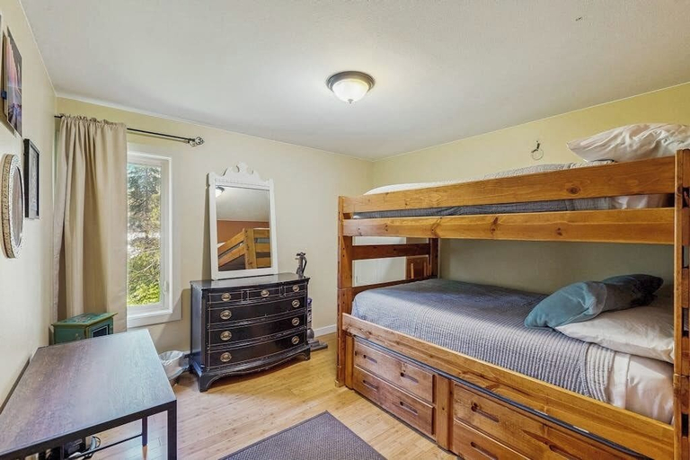 Interior 3, Walkable Girdwood Studio Near Trails & Coffee Shop, Anchorage
