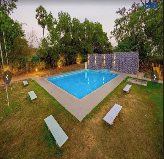 Pool 2, King Resort, Viluppuram