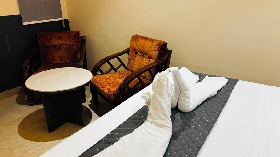 Room 4, Shivlok Palace, Varanasi