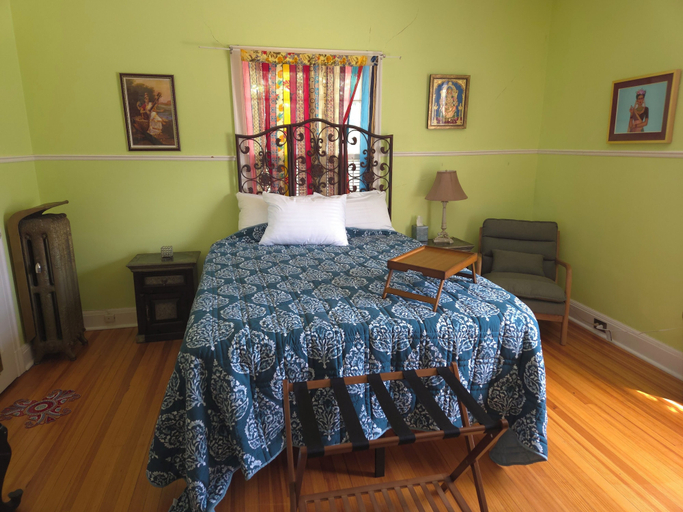 Room 3, Hobbs House, Colfax