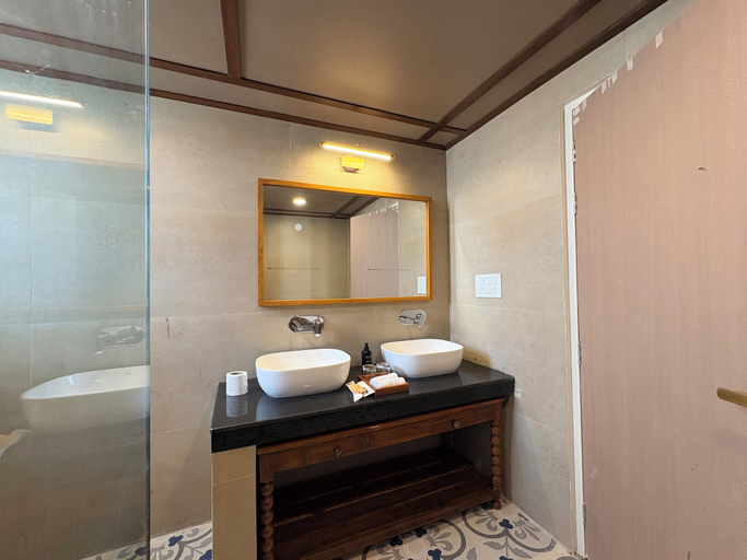 Bathroom 5, RajVana Ranthambore, Sawai Madhopur