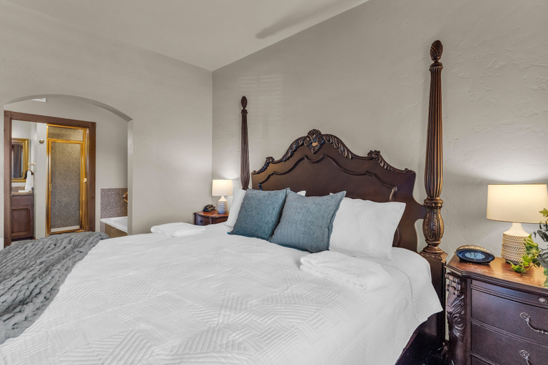 Room 4, Zermatt Mountain Retreat, Wasatch