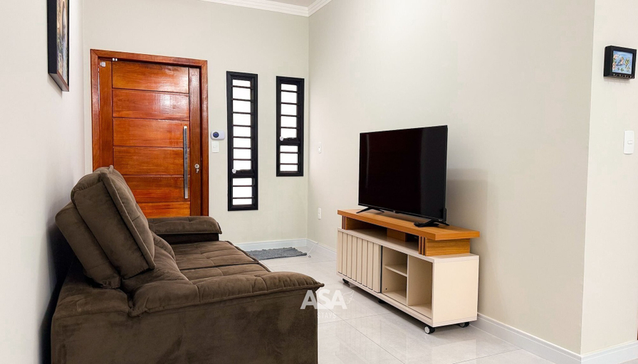 Living area 5, ASA Barra Velha House 4 Bedrooms Barbecue and Beaches, Barra Velha