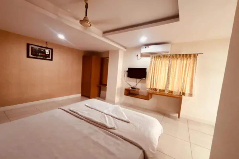 Room 3, Fabhotel Udupi, Mysore