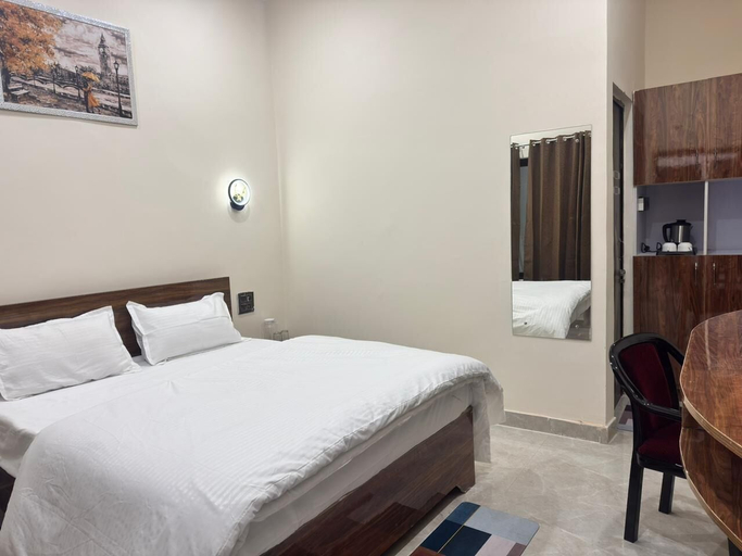 Room 4, Shivlok Residency, Uttarkashi