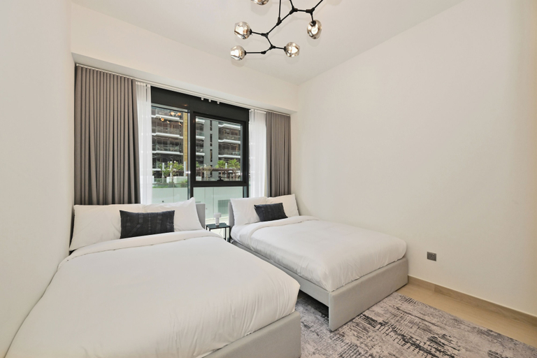 Room 4, Bloomfields 2BR in Azizi Riviera 43, Dubai