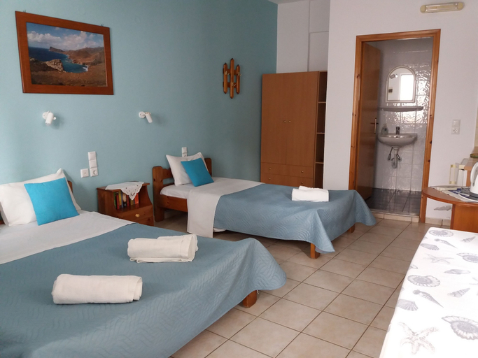 Bedroom 3, Eftihia Studios Lentas, Crete