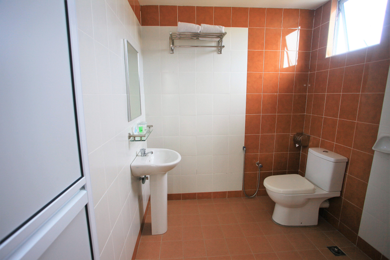 Bathroom 4, Geopark Hotel, Kuah Langkawi, Langkawi