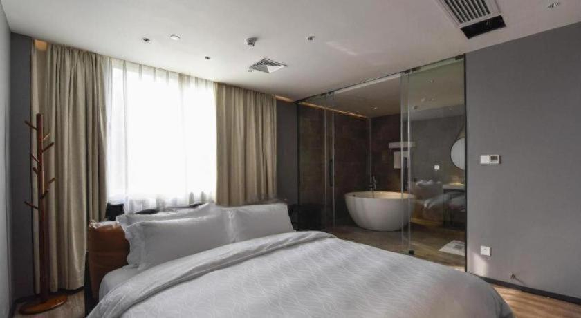 Bedroom 2, City Inn (Shenzhen Splendid China), Shenzhen