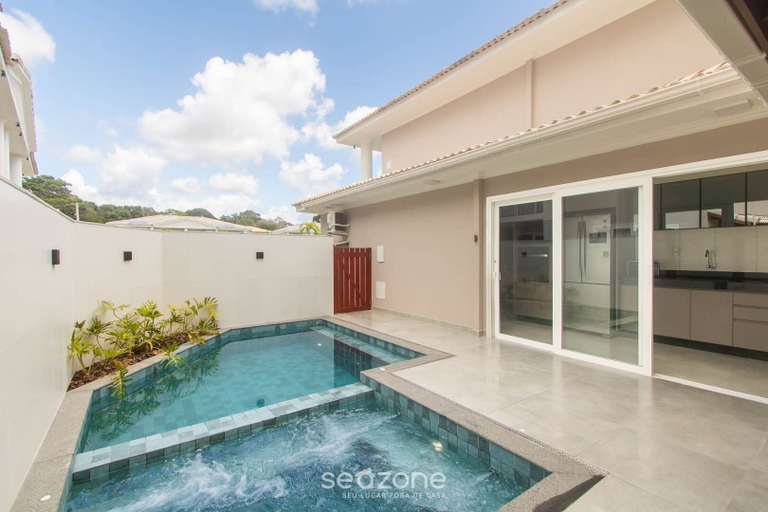 Pool, House w/3 Suites, Private Hot Tub and Pool Mgi0068, Porto Seguro