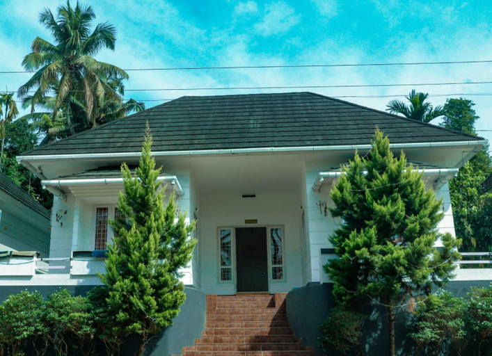 4, Banana Leaf Villa Athirappilly, Thrissur