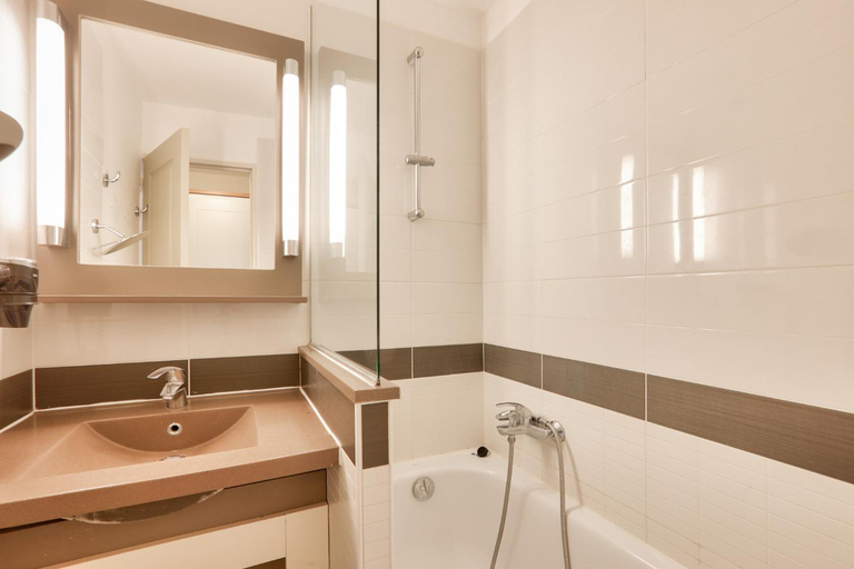 Bathroom 4, Residence Cannes Villa Francia - maeva Home, Alpes-Maritimes